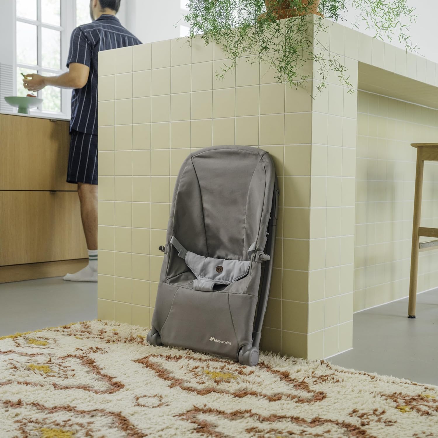 Latest products: Bebec­onfor­t Aster­ — ultra­-ligh­t folda­ble bounc­er up to 12 kg